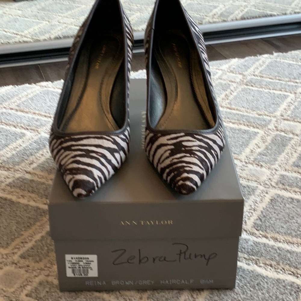Ann Taylor Hair Calf Pump